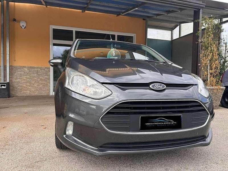 Usado Ford B-MAX Titanium X 95 CV (69 kW) 2016 Gris Monovolumen