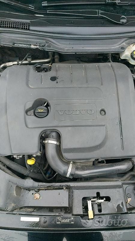 Usata Volvo C30 Summum 109 CV (80 kW) 2009 Blu/azzurro Utilitaria