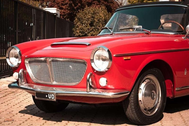Usata Fiat 1200 58 CV (42 kW) 1962 Rosso Cabrio
