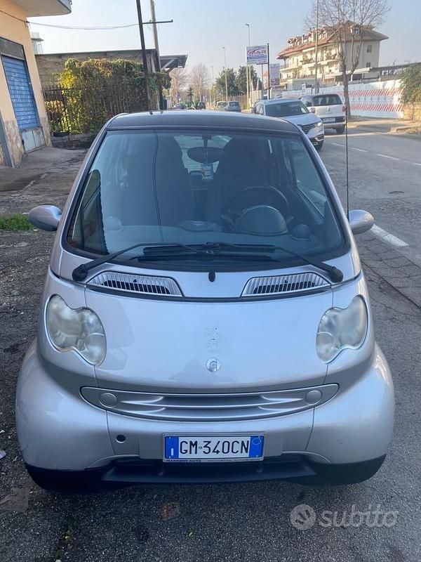 Grigio Usata 2003 Smart ForTwo Coupé Passion Coupé | 1899 € (Buon prezzo) - Immagine 1/4