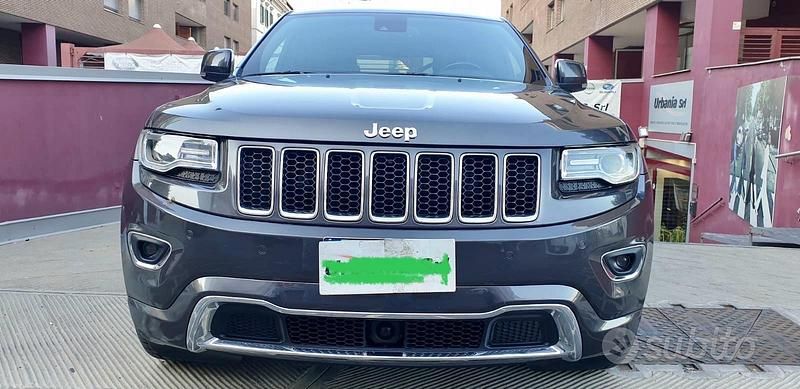 Usata Jeep Grand Cherokee Overland 243 CV (178 kW) 2016 Grigio SUV