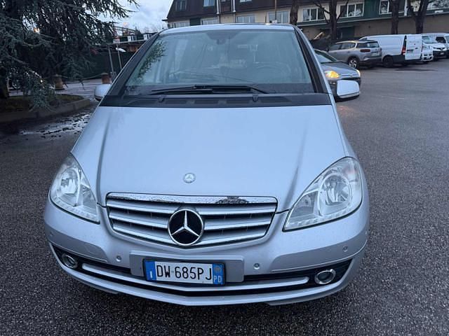 Usata Mercedes A150 Avantgarde 95 CV (69 kW) 2009 Grigio Berlina