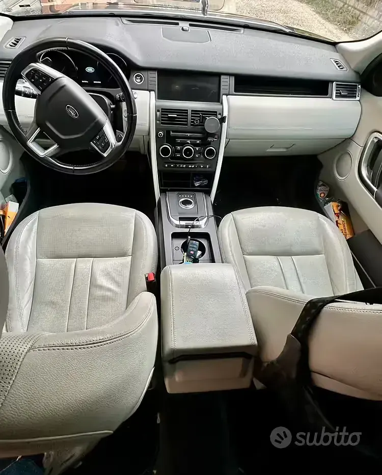 Usata Land Rover Discovery Sport 179 CV (131 kW) 2018 Nero SUV