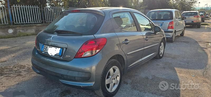 Usata Peugeot 207 70 CV (51 kW) 2011 Grigio Berlina