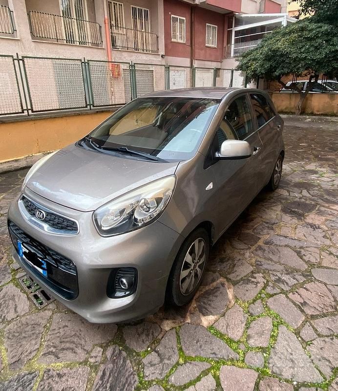 Usata Kia Picanto Active 65 CV (47 kW) 2019 Grigio Utilitaria