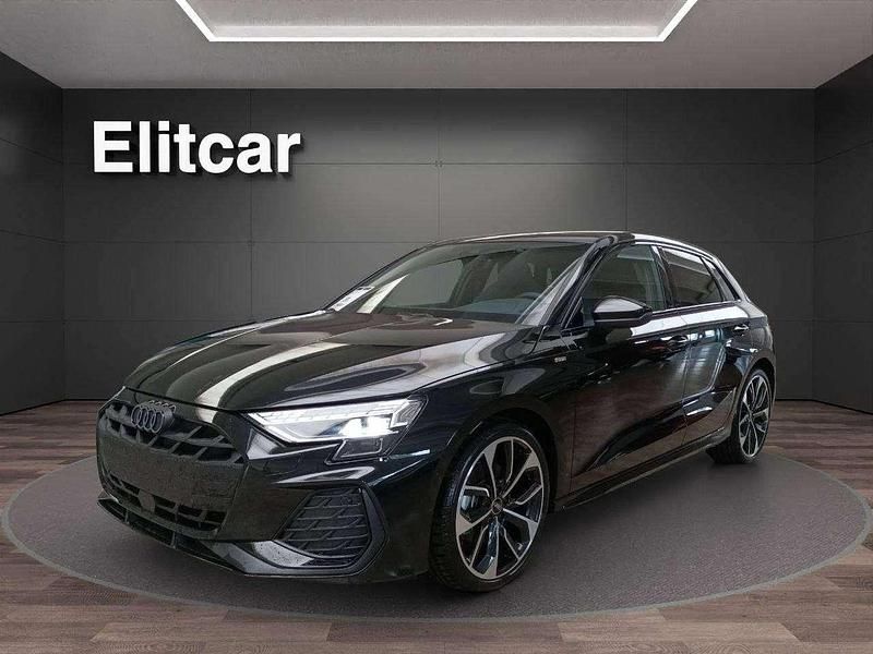 Vari colori Nuova 2025 Audi A3 e-tron S-Line Due volumi | 38.990 € (Buon prezzo) - Immagine 1/4