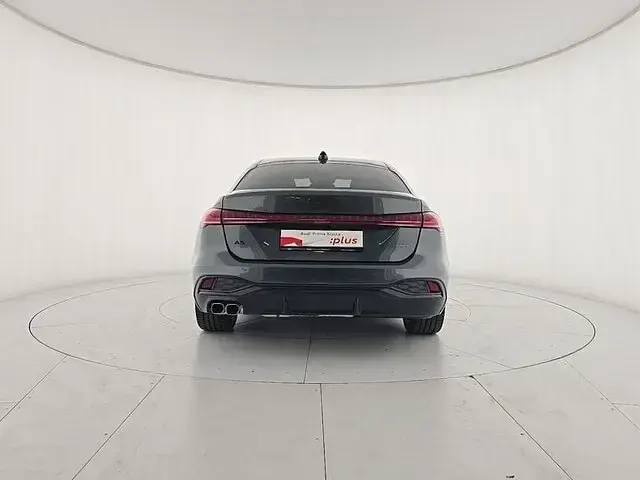 Nuova Audi A5 S-Line 204 CV (150 kW) 2025 Grigio daytona perla