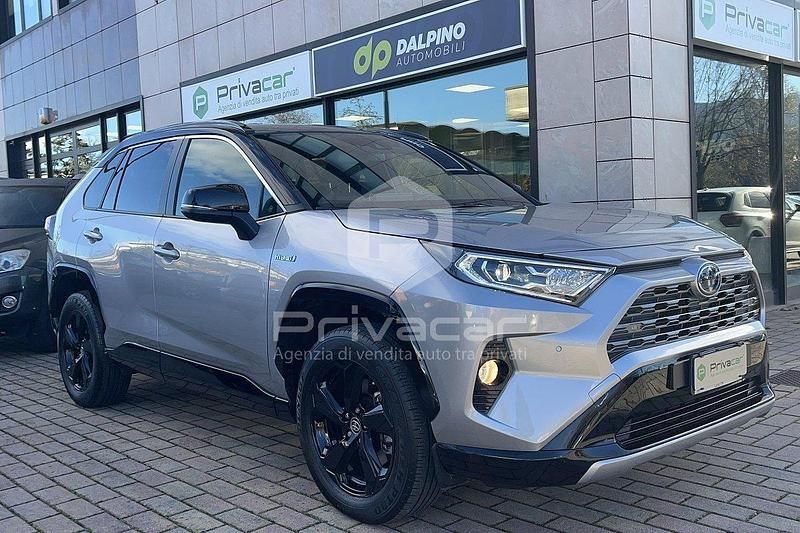 Grigio Usata 2021 Toyota RAV4 Lounge Station wagon | 31.800 € (Buon prezzo) - Immagine 1/4