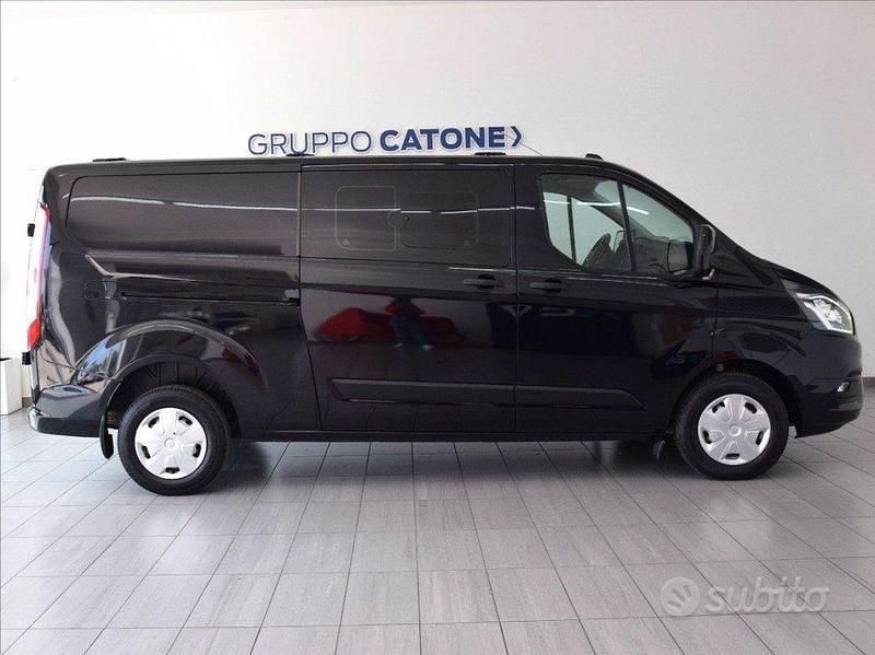 Usata Ford Transit Custom 131 CV (96 kW) 2022 Nero Berlina