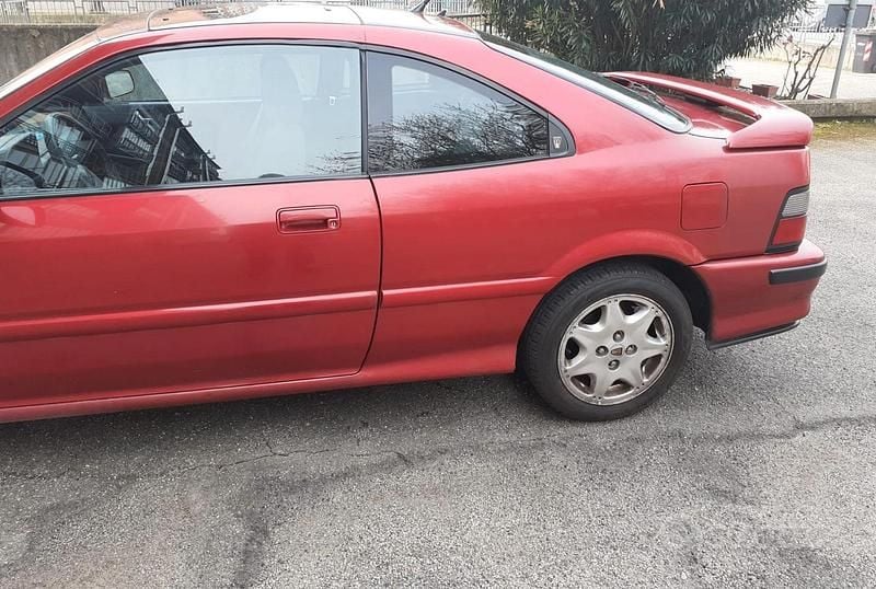 Usata Rover 216 122 CV (89 kW) 1993 Coupé