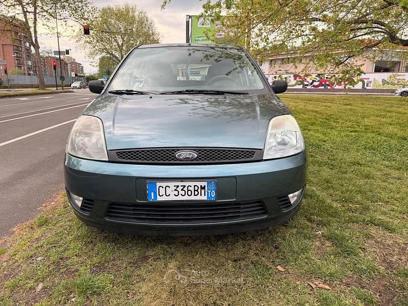 Usata Ford Fiesta 80 CV (58 kW) 2002 Utilitaria