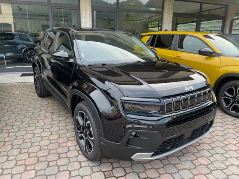 Usata Jeep Avenger Summit 101 CV (74 kW) 2023 Nero SUV