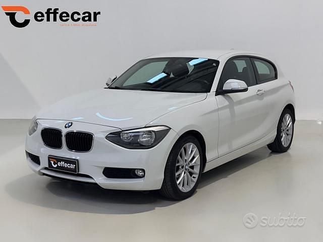 Usata BMW 116 Sport Line 116 CV (85 kW) 2013 Bianco Utilitaria