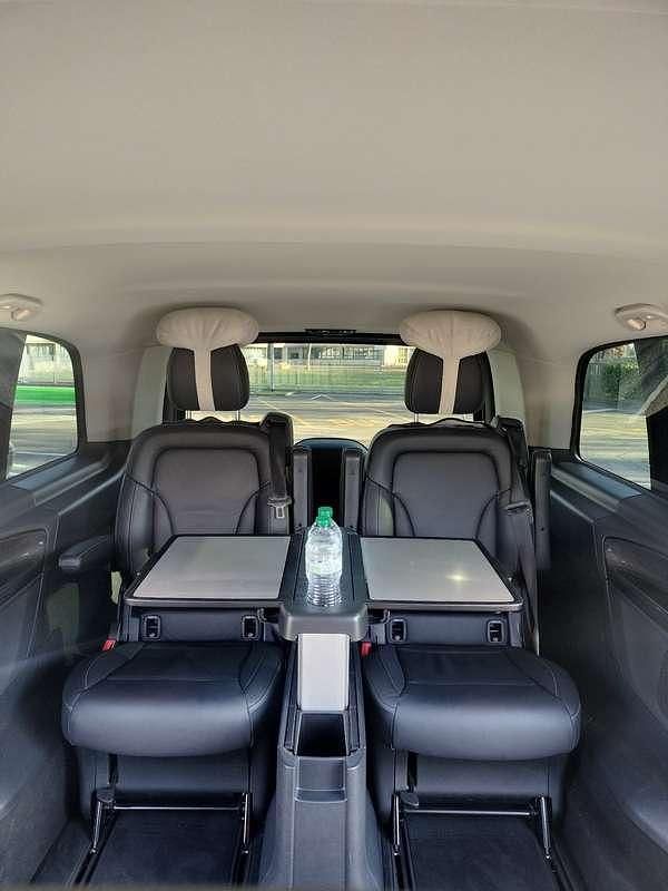 Usata Mercedes V250 Executive 190 CV (139 kW) 2023 Nero Monovolume
