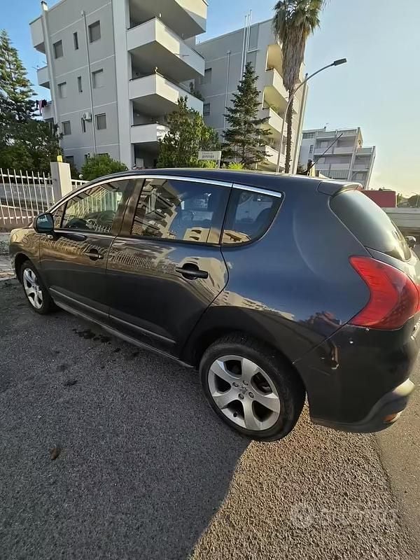 Usata Peugeot 3008 Premium 112 CV (82 kW) 2011 Station wagon