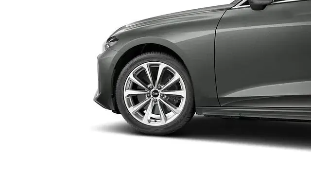 Usata Audi A5 Advanced 204 CV (150 kW) 2025 Grigio chronos metallizzato Station wagon