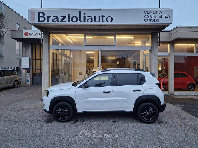 Nuova Fiat Grande Panda Icon 109 CV (80 kW) 2025 Bianco Utilitaria