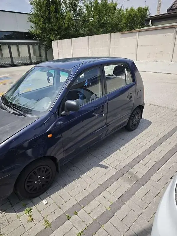 Usata Hyundai Atos Active 63 CV (46 kW) 2006 Bluazzurro Utilitaria