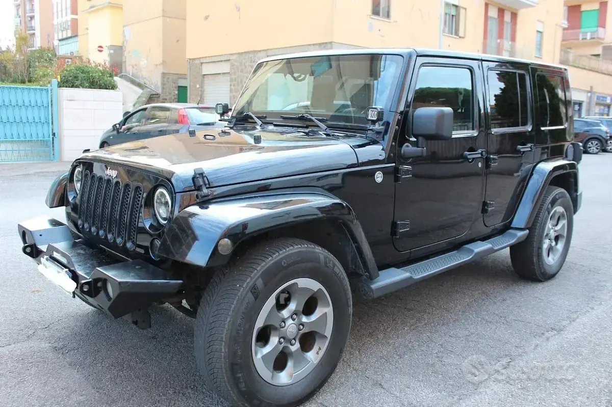 Usata Jeep Wrangler Unlimited Sahara 284 CV (208 kW) 2012 SUV
