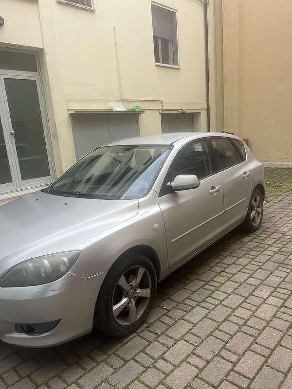 Usata Mazda 3 115 CV (84 kW) 2006 Grigio Berlina