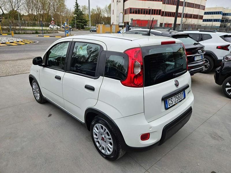 Begagnad Fiat Panda City Life 69 HK (50 kW) 2023 Vit Halvkombi