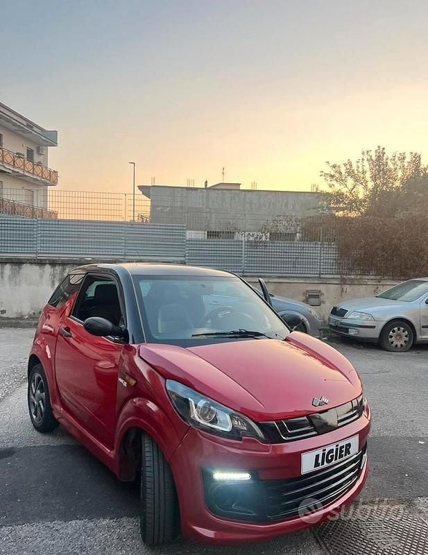 Rosso Usata 2017 Ligier JS50 Due volumi | 6900 € (Ottimo prezzo) - Immagine 1/4