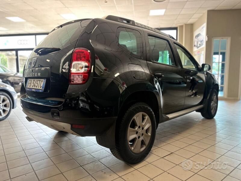 Usata Dacia Duster Urban Explorer 109 CV (80 kW) 2015 Nero SUV