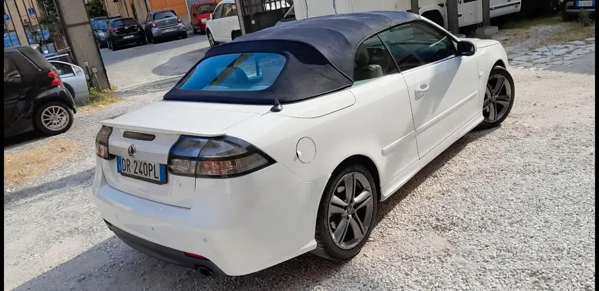 Usata Saab 9-3 Vector 180 CV (132 kW) 2008 Bianco Cabrio