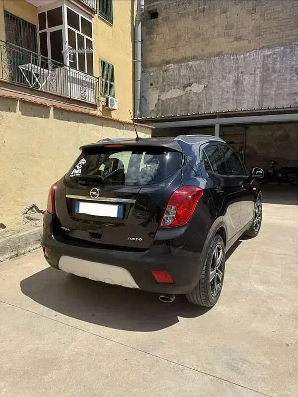 Usata Opel Mokka S 140 CV (102 kW) 2014 Nero SUV