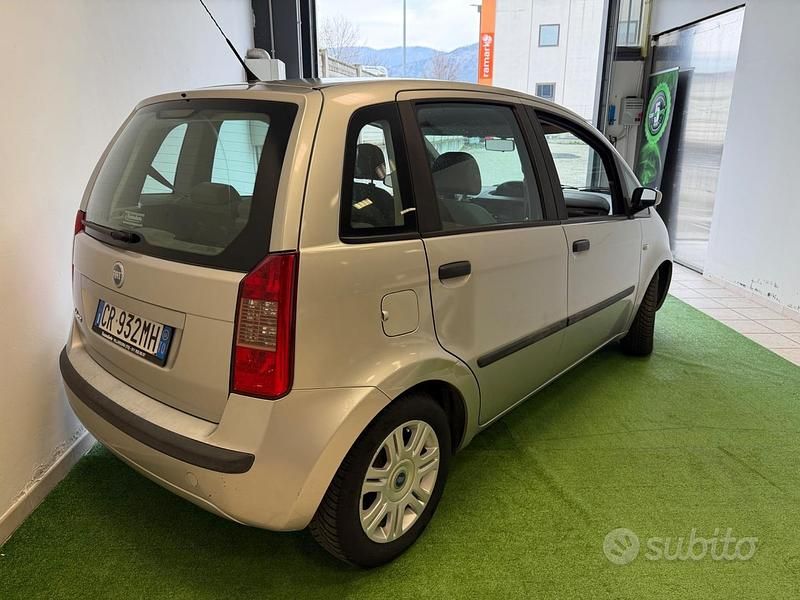 Usata Fiat Idea Dynamic 95 CV (69 kW) 2004 Grigio Monovolume