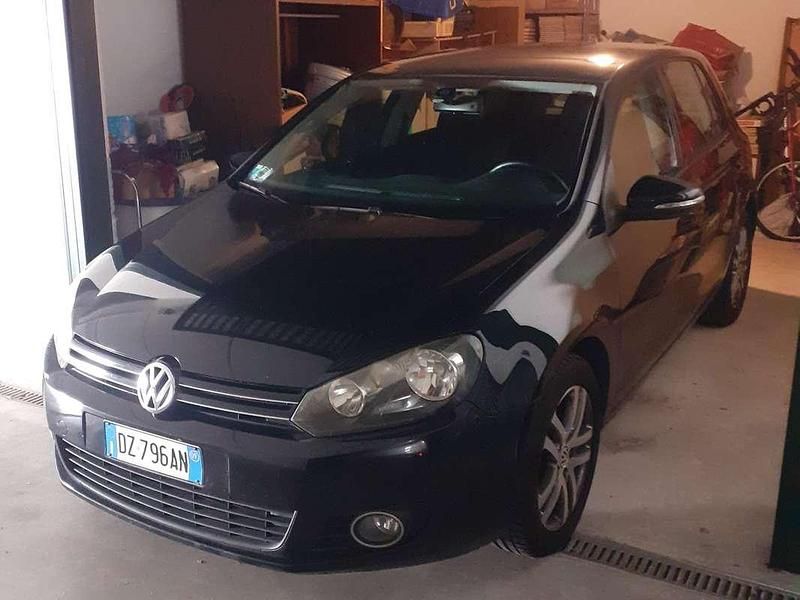 Usata VW Golf VI Comfortline 122 CV (89 kW) 2009 Nero Utilitaria