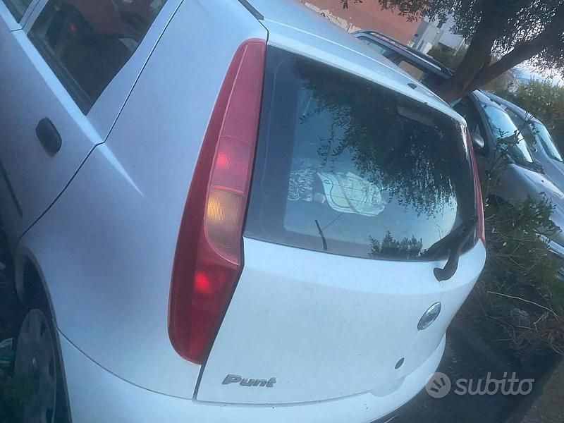 Usata Fiat Punto 2003 Bianco Utilitaria