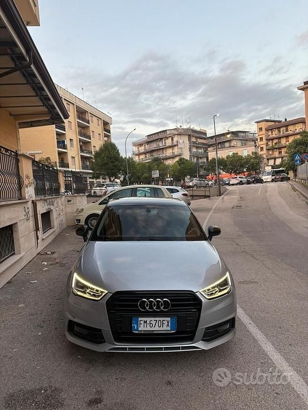 Usata Audi A1 Sportback S-Line 90 CV (66 kW) 2017 Grigio Utilitaria