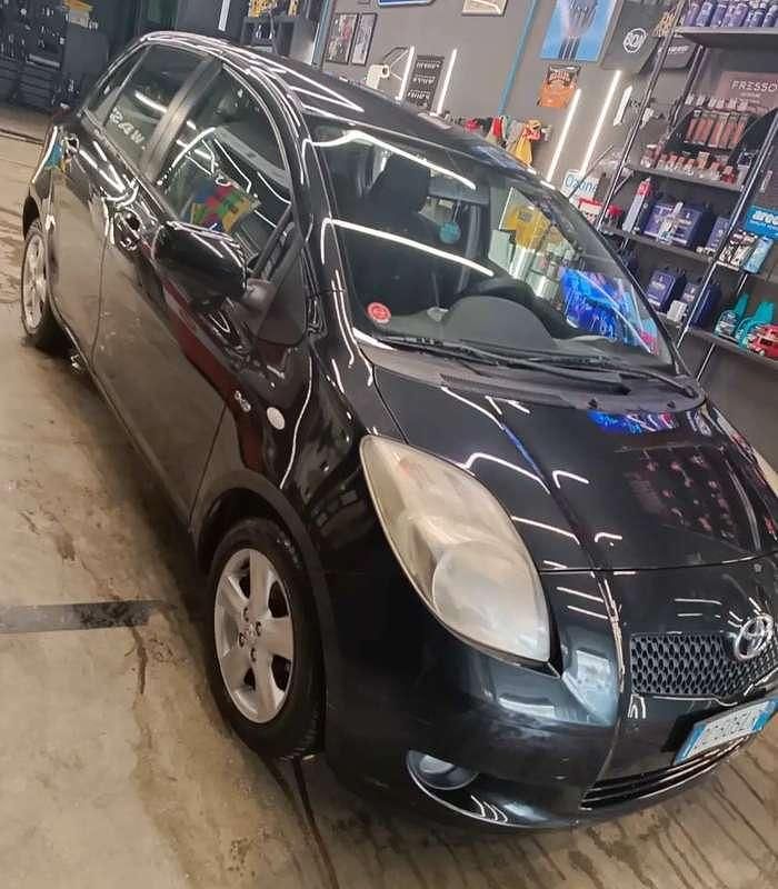 Nero Usata 2006 Toyota Yaris Sol Due volumi | 3200 € (Ottimo prezzo) - Immagine 1/2