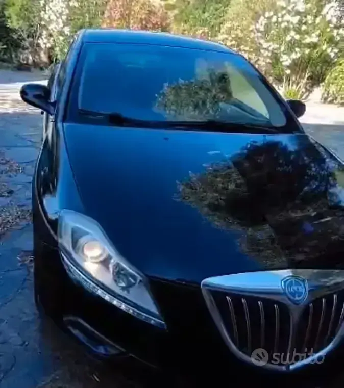 Usata Lancia Delta 120 CV (88 kW) 2008 Utilitaria