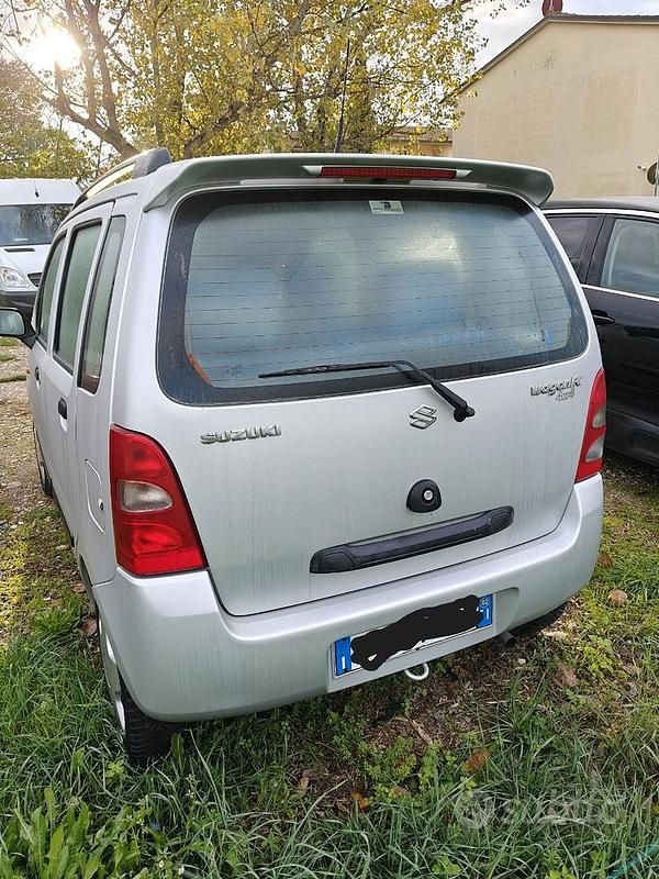 Usata Suzuki Wagon R+ 2002 Grigio Monovolume