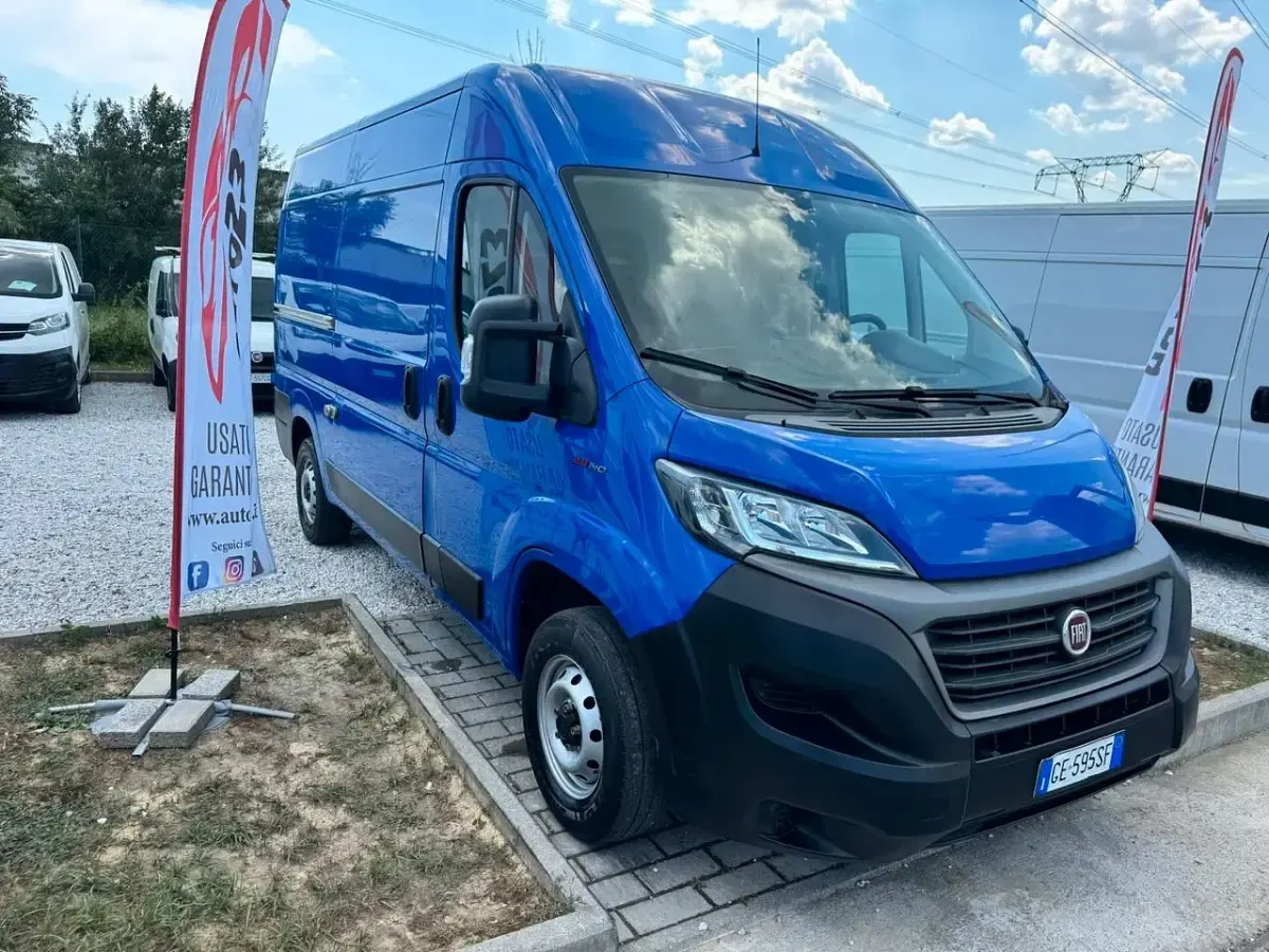 Usata Fiat Ducato 33 119 CV (87 kW) 2021 Blu Furgone