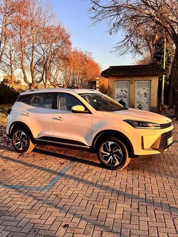 Usata EMC Wave 3 113 CV (83 kW) 2024 SUV