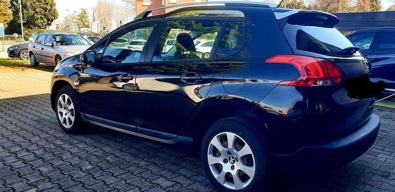 Usata Peugeot 2008 Active 68 CV (50 kW) 2013 Nero SUV