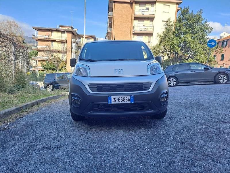 Usata Fiat Fiorino 95 CV (69 kW) 2023 Bianco gelato Monovolume