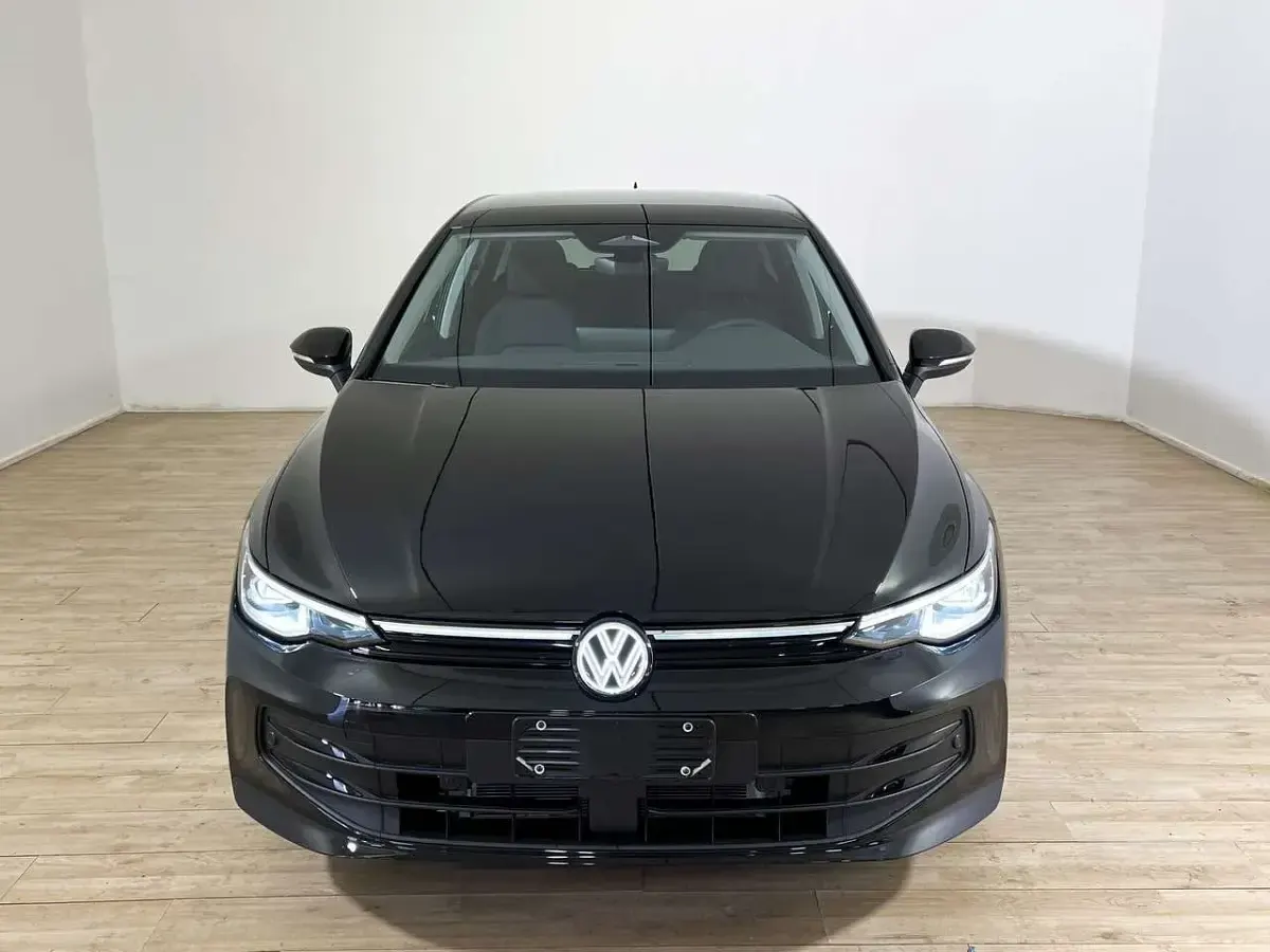 Nuova VW Golf VIII Edition 204 CV (150 kW) 2026 Nero Utilitaria