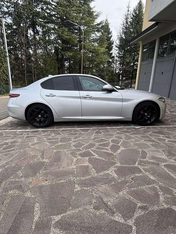 Usata Alfa Romeo Giulia Executive 190 CV (139 kW) 2022 Berlina
