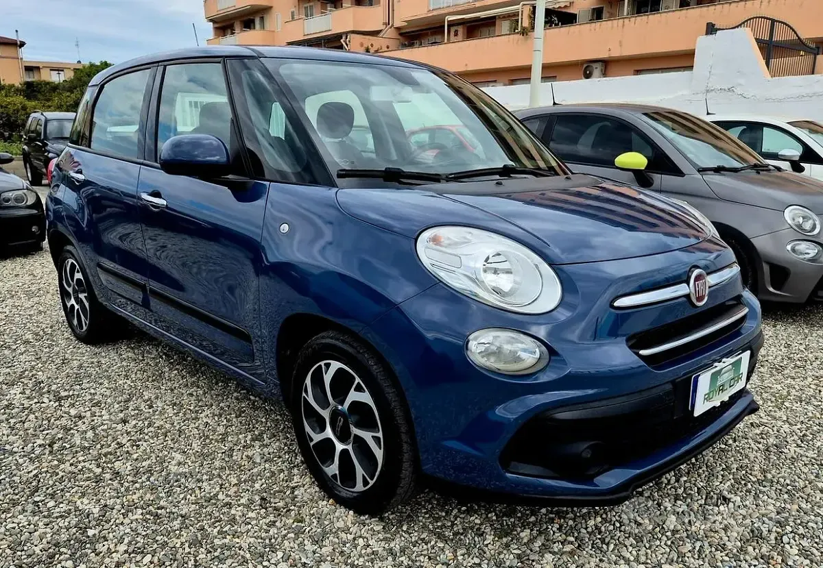 Usata Fiat 500L Lounge 95 CV (69 kW) 2018 Blu Monovolume
