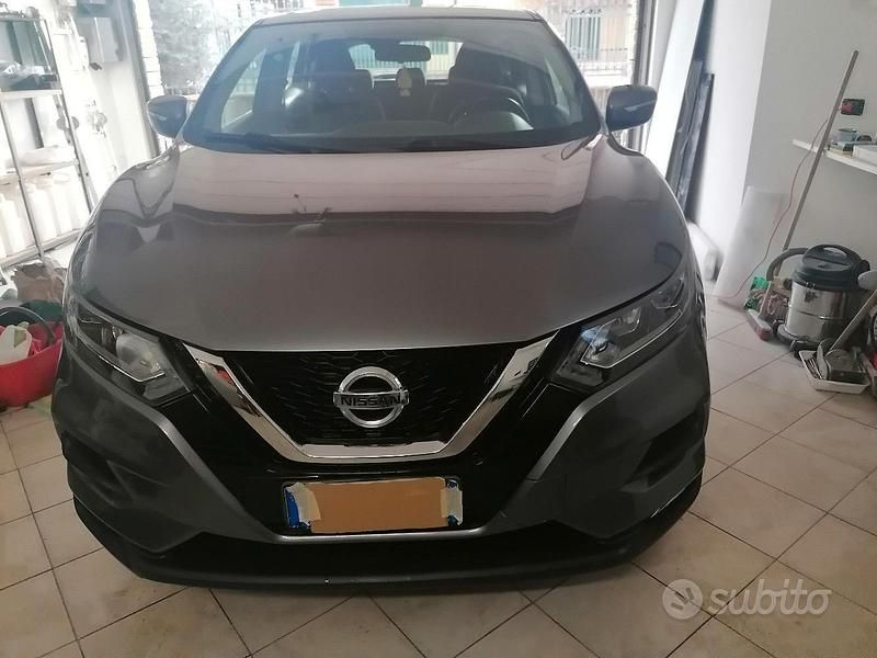 Usata Nissan Qashqai 116 CV (85 kW) 2019 Grigio SUV