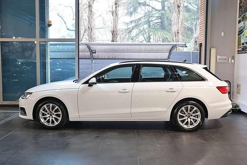 Usata Audi A4 Business 163 CV (119 kW) 2024 Bianco Station wagon