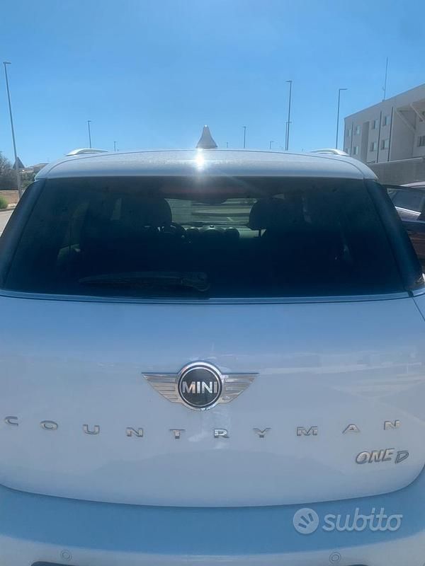 Usata Mini Cooper 2016 Bianco Utilitaria