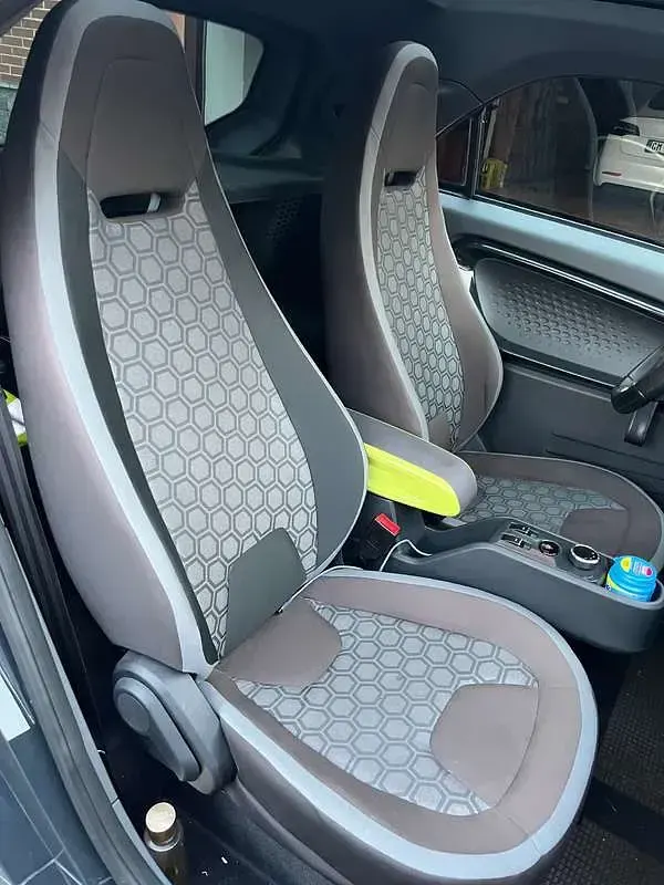 Usata XEV Yoyo 10 kW (14 CV) 2024 Nero Utilitaria