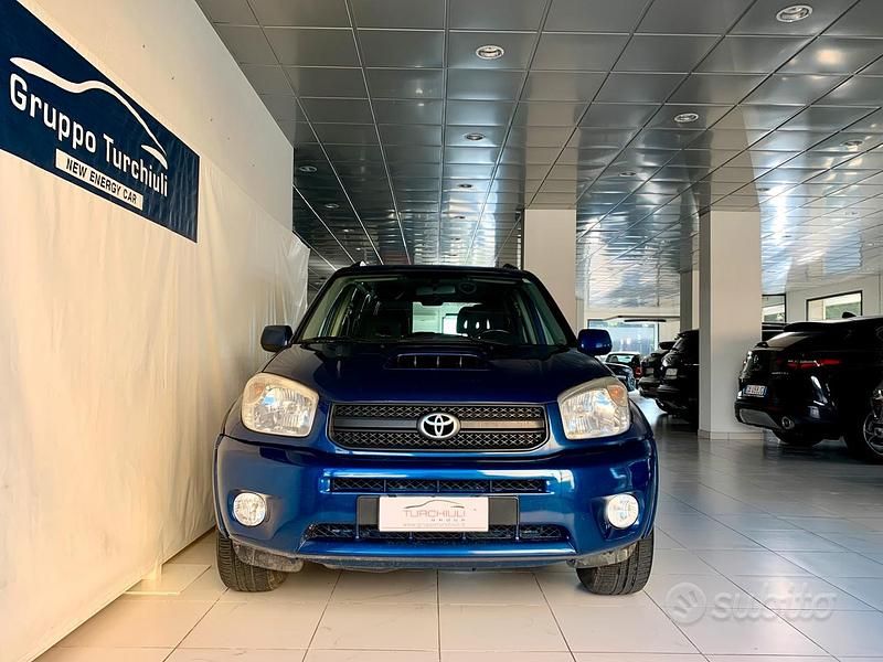 Blu Usata 2003 Toyota RAV4 SUV | 3900 € (Buon prezzo) - Immagine 1/4