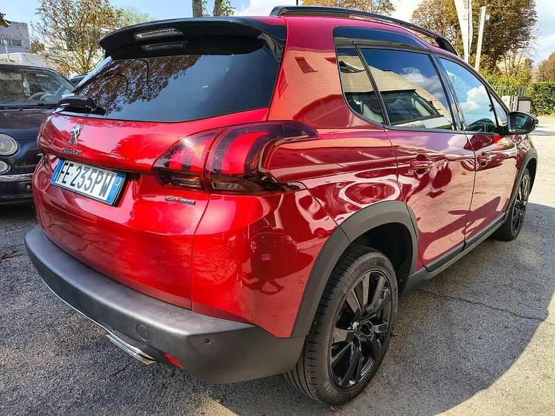Usata Peugeot 2008 GT-line 120 CV (88 kW) 2016 Rosso SUV