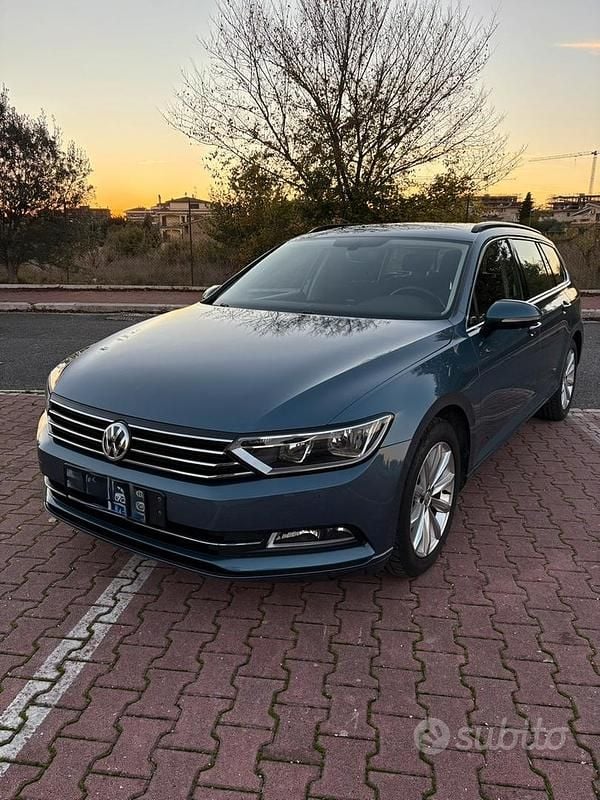 Blu Usata 2016 VW Passat Station wagon | 11.499 € (Ottimo prezzo) - Immagine 1/4